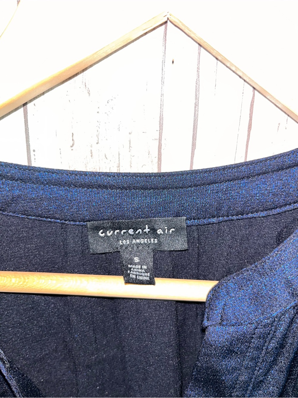 Current Air Metallic Shimmer Navy Blue V Neck Blouse Puff Sleeve Small - Picture 4 of 4